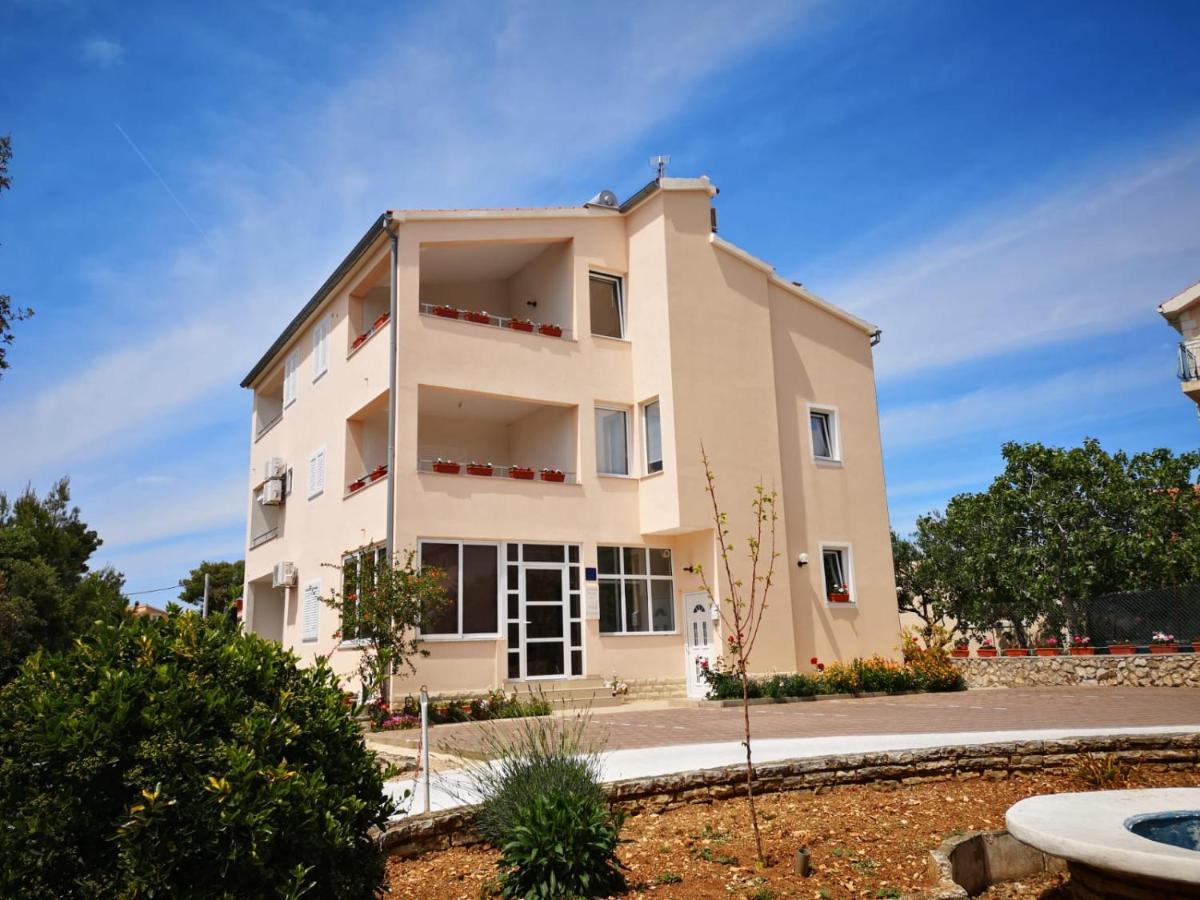 Apartments Villa Korina Brodarica  Luaran gambar