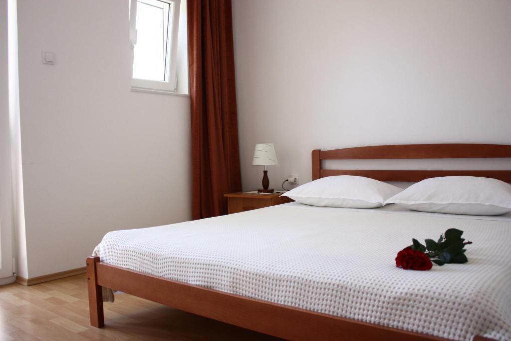 Apartments Villa Korina Brodarica  Bilik gambar