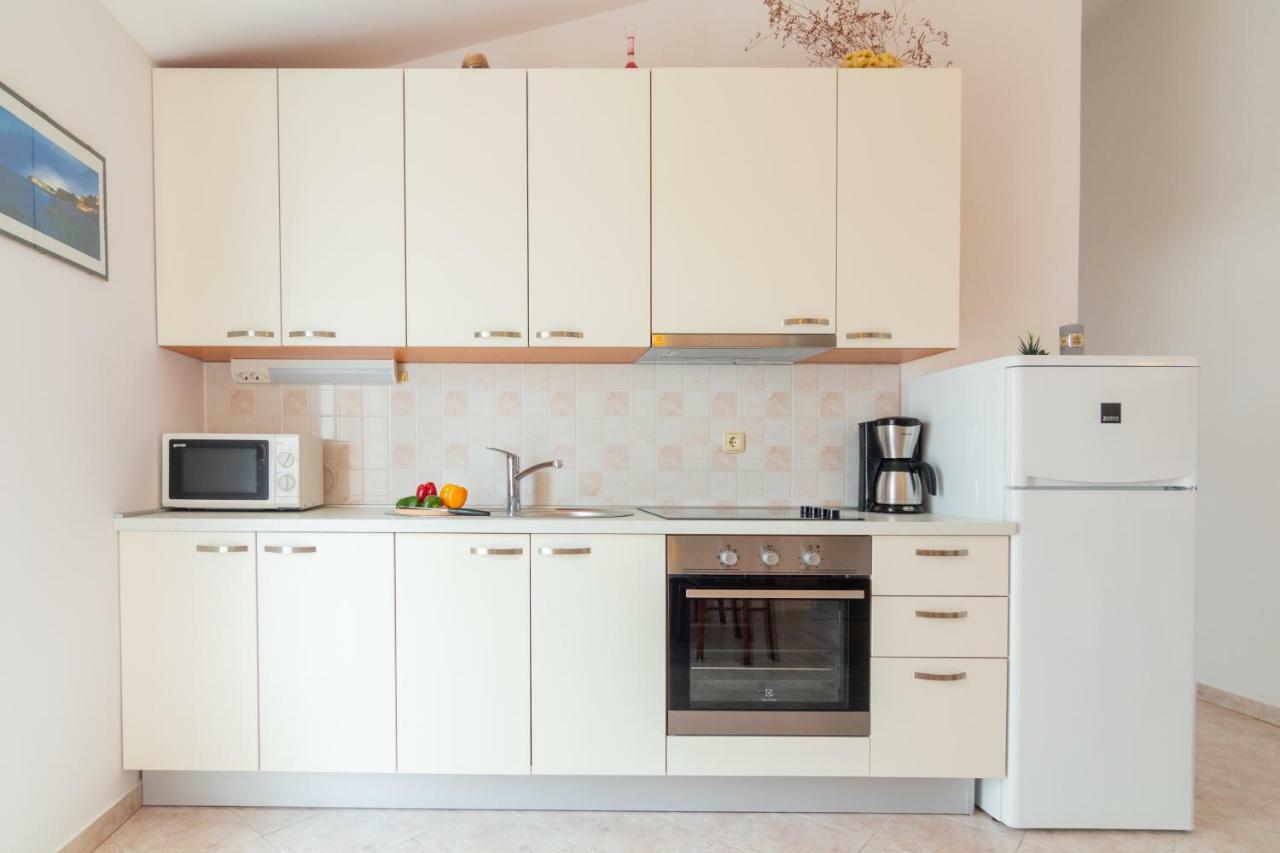 Apartments Villa Korina Brodarica  Luaran gambar